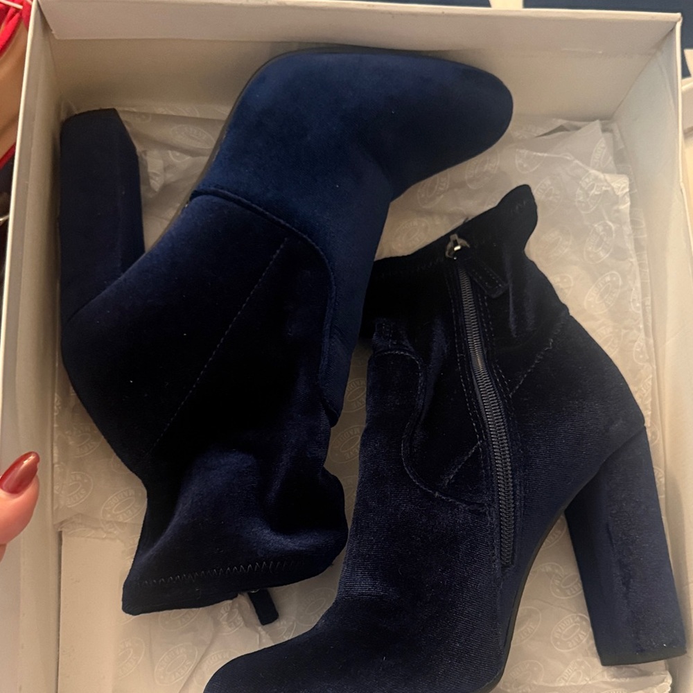 Steve Madden Navy Blue Velvet Heeled Boots